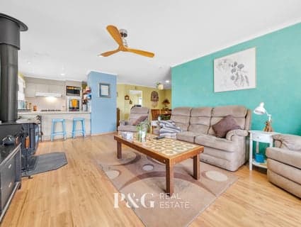 27 Ralph Crescent, Hampton Park - Thumbnail 7