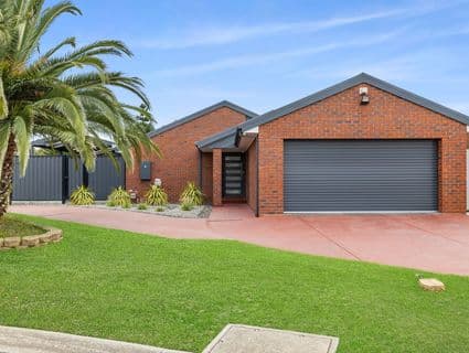 18 Quartz Street, Delahey - Image 1