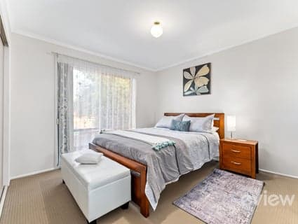 48 Silvereye Crescent, Werribee - Thumbnail 8