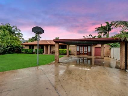 2 Winchester Court, Kirwan - Image 1