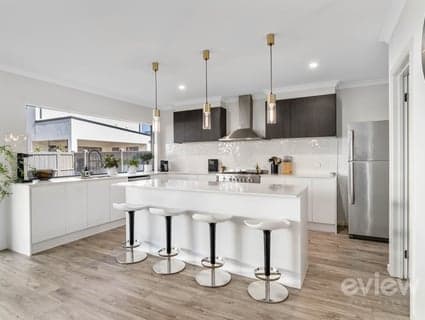 32 Jetty Road, Werribee South - Thumbnail 5