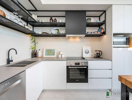 Unit 12/1A Charles Street, South Fremantle - Thumbnail 5