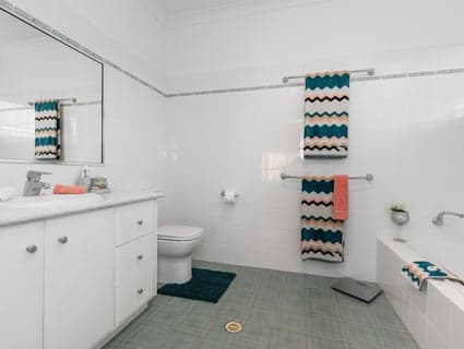 28 Kansas Drive, Tolland - Thumbnail 5