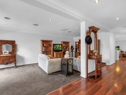 8 Banksia Grove, Pakenham - Thumbnail 3