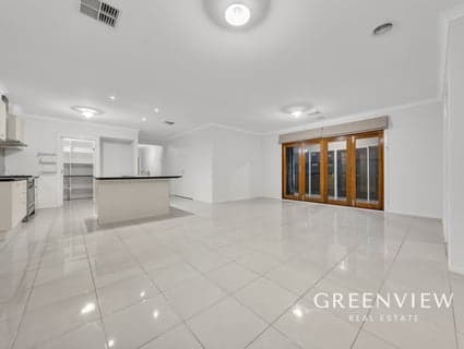 28 Charlock Drive, Cranbourne North - Thumbnail 6