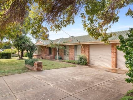 33 Hickman Road, Silver Sands - Thumbnail 2