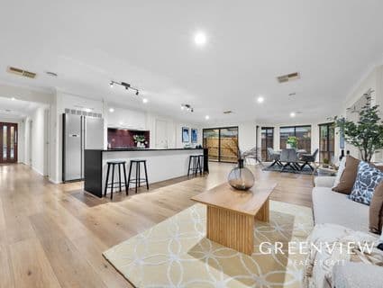 30 Crestway Drive, Cranbourne North - Thumbnail 4