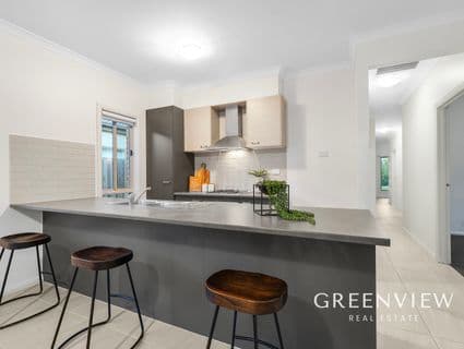 33 Destiny Drive, Cranbourne North - Thumbnail 3