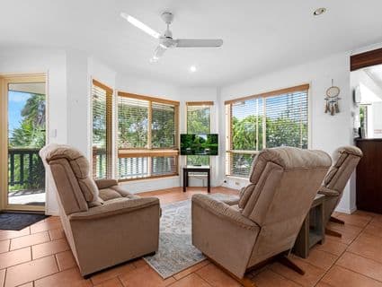 14 Faye Avenue, Scarness - Thumbnail 5