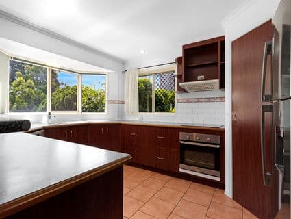 14 Faye Avenue, Scarness - Thumbnail 6