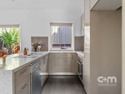 1/581 Pascoe Vale Road, Oak Park - Thumbnail 6