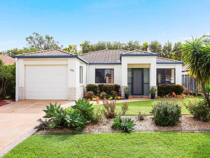 235/2 Falcon Way, Tweed Heads South - Image 1