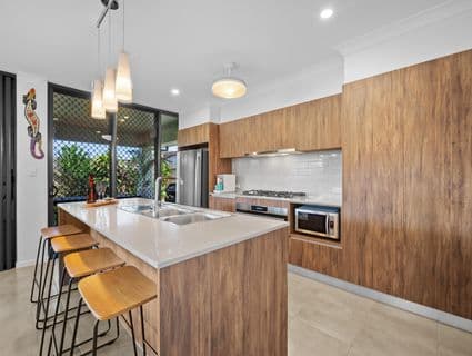 6 Mintbush Way, Bentley Park - Thumbnail 2