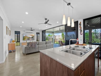 6 Mintbush Way, Bentley Park - Thumbnail 4