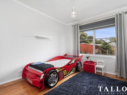70 Salmon Street, Hastings - Thumbnail 8