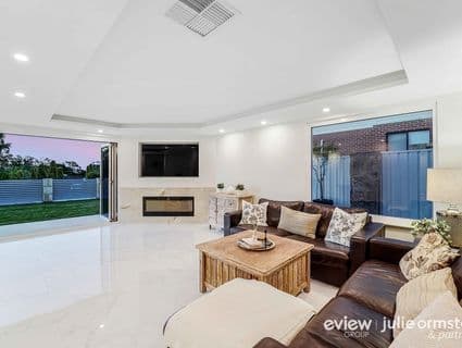 16 Outlook Drive, Edgewater - Thumbnail 2