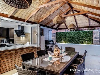 16 Outlook Drive, Edgewater - Thumbnail 4