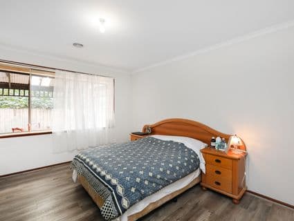 3 Warren Close, Mill Park - Thumbnail 7