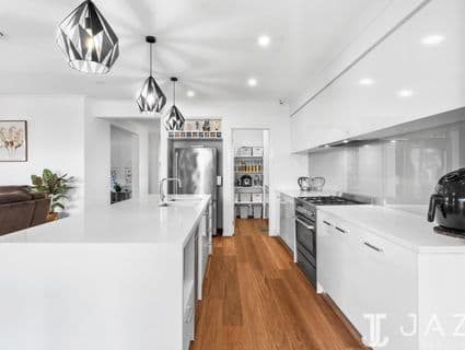 39 Tamworth Grove, Point Cook - Thumbnail 5