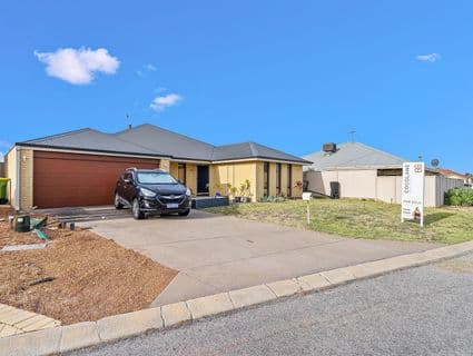 13 Geographe Bay Pass, Secret Harbour - Image 1