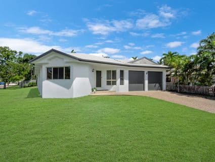 9 Logan Street, Douglas - Image 1
