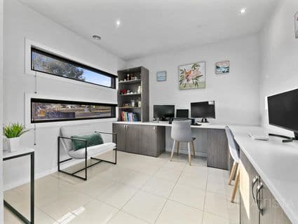 5 Canisby Way, Craigieburn - Thumbnail 2