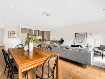 2/117 Mickleham Road, Tullamarine - Thumbnail 6