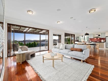 12 Skyline Drive, South Morang - Thumbnail 4