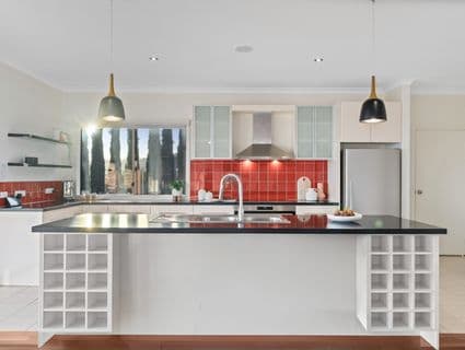 12 Skyline Drive, South Morang - Thumbnail 7