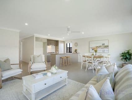 8 Harlington Avenue, Farley - Thumbnail 4