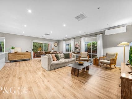 8 Gerbera Way, Lyndhurst - Thumbnail 2
