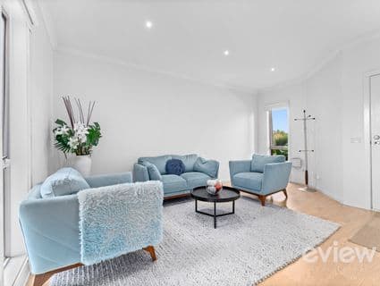 37 Almond Close, Werribee - Thumbnail 2