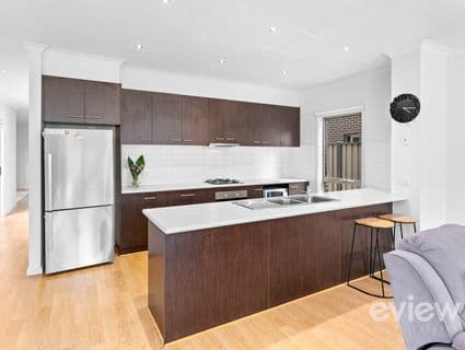 37 Almond Close, Werribee - Thumbnail 6