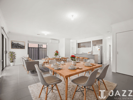 15 Elegante Road, Point Cook - Thumbnail 3
