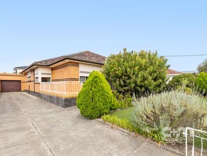 15 Exeter Street, Hadfield - Thumbnail 2