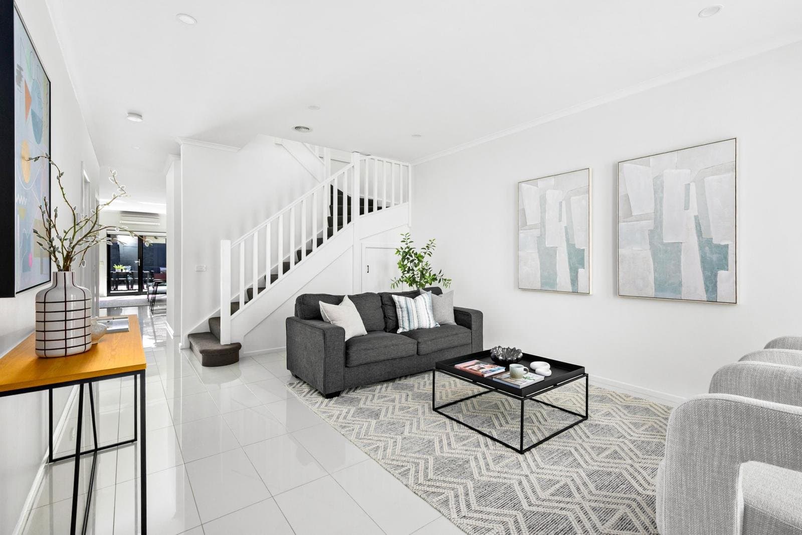 17 Marigold Crescent, Gowanbrae VIC 3043, Gowanbrae - Thumbnail 2