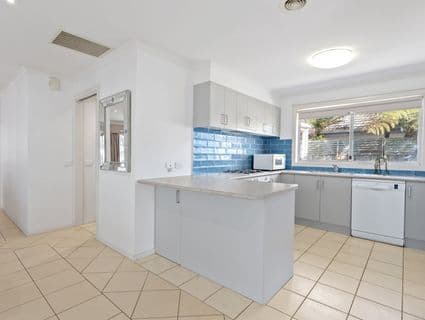 58 Hayes Avenue, Rosebud - Thumbnail 4