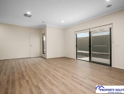 34 Dangelo Avenue, Officer - Thumbnail 5