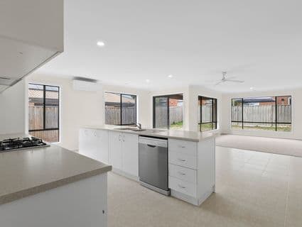 3 Kakadu View, South Morang - Thumbnail 4
