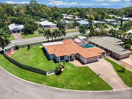 1 Melia Court, Bushland Beach - Thumbnail 2