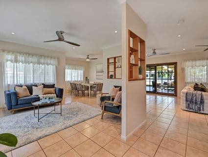 1 Melia Court, Bushland Beach - Thumbnail 5