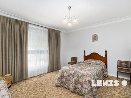 18 Talbot Street, Hadfield - Thumbnail 5