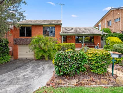 7 Barellan Street, Caves Beach - Thumbnail 3