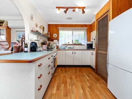 7 Barellan Street, Caves Beach - Thumbnail 4