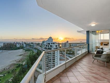 110/70-80 Marine Parade, Coolangatta - Thumbnail 4