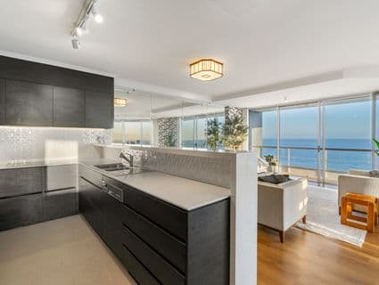 110/70-80 Marine Parade, Coolangatta - Thumbnail 8