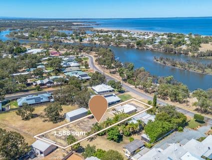23 Riverside Drive, Furnissdale - Image 1
