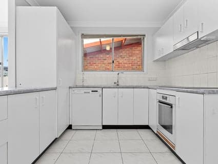 30 Tasman Court, Caves Beach - Thumbnail 4