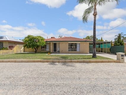 57 Cypress Road, Forrestfield - Thumbnail 2