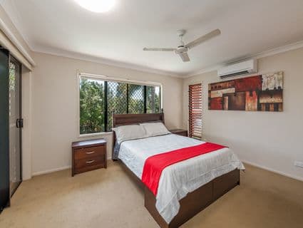 21 Shutehaven Circuit, Bushland Beach - Thumbnail 7